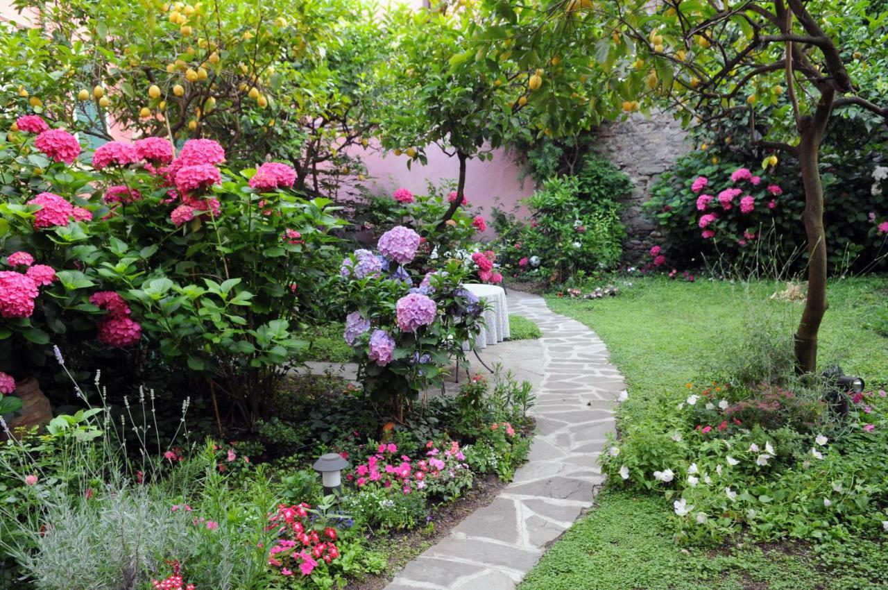 Il Giardino Incantato Монтероссо-аль-Маре Экстерьер фото